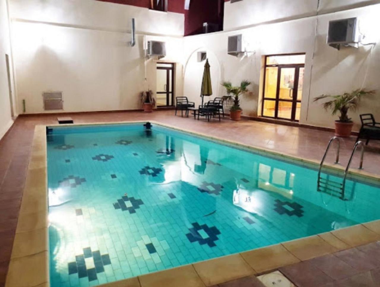 Takialt Hotel Адрар Екстериор снимка