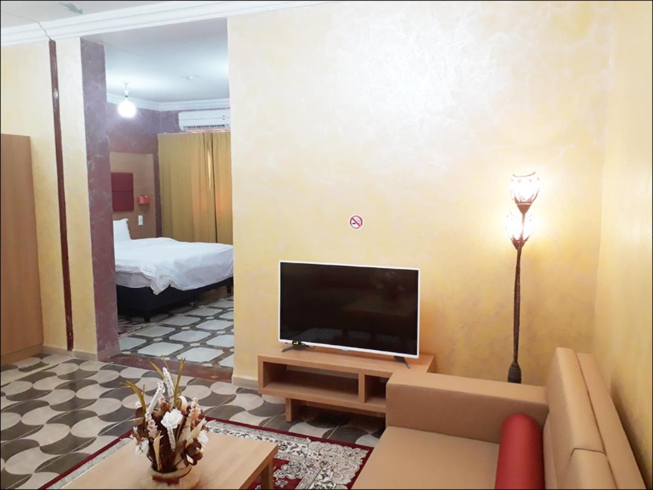 Takialt Hotel Адрар Екстериор снимка