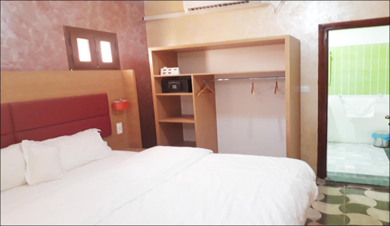 Takialt Hotel Адрар Екстериор снимка
