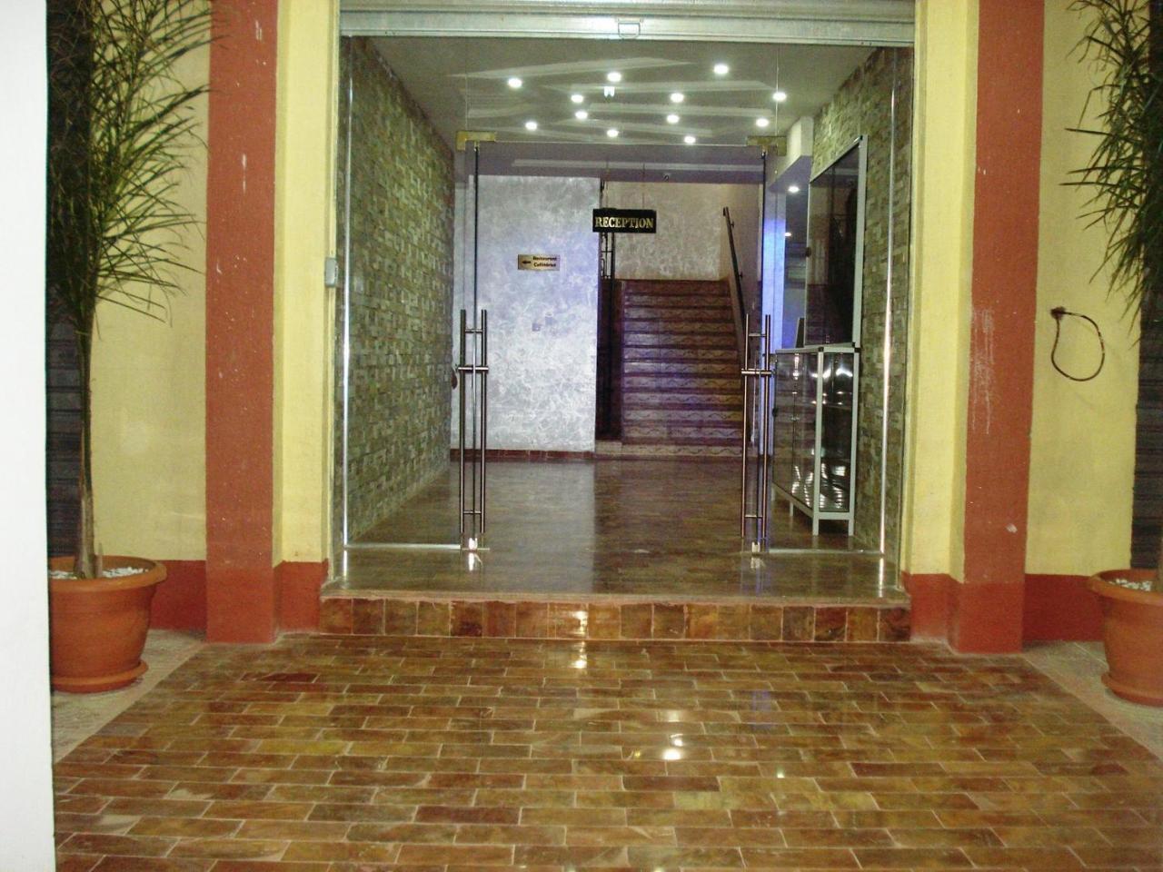 Takialt Hotel Адрар Екстериор снимка